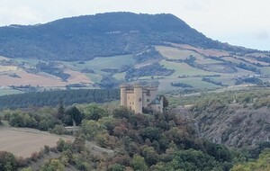 Arrivée sur le château de Cabrières